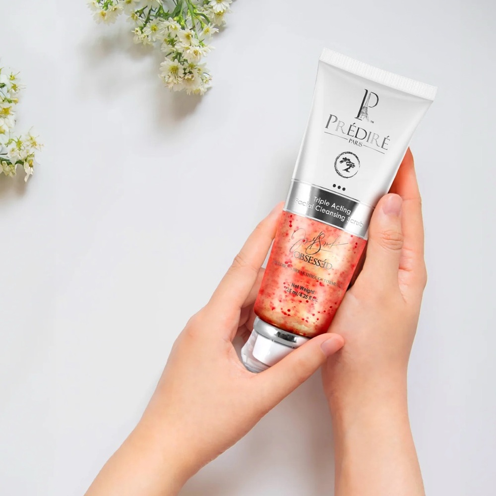 Prédiré Triple Acting Facial Cleansing Scrub $150
